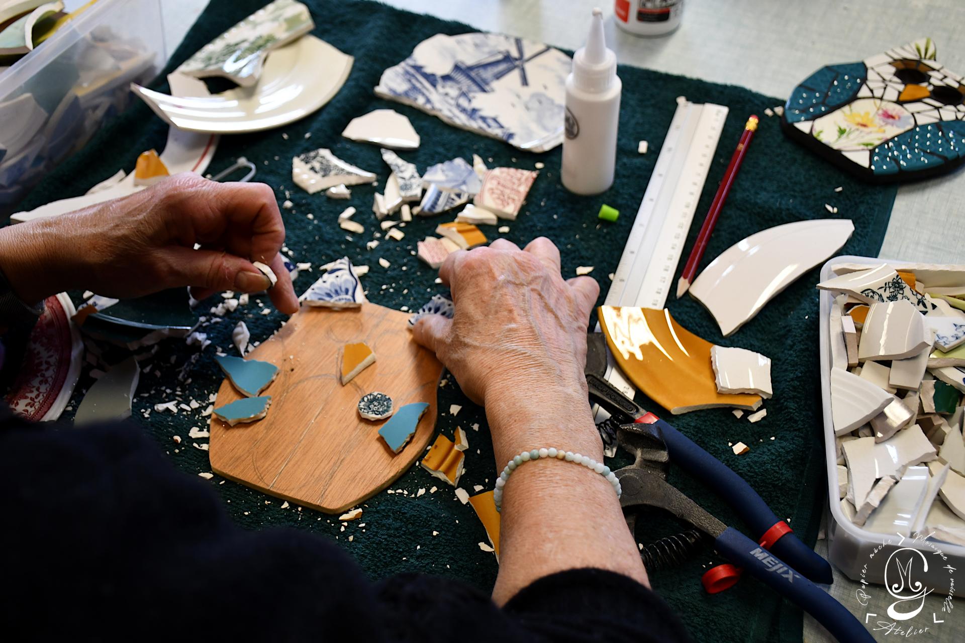 2atelier mosaique de vaisselle au gic