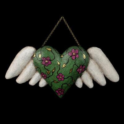 Coeur aile en papier mache par michele giraudo