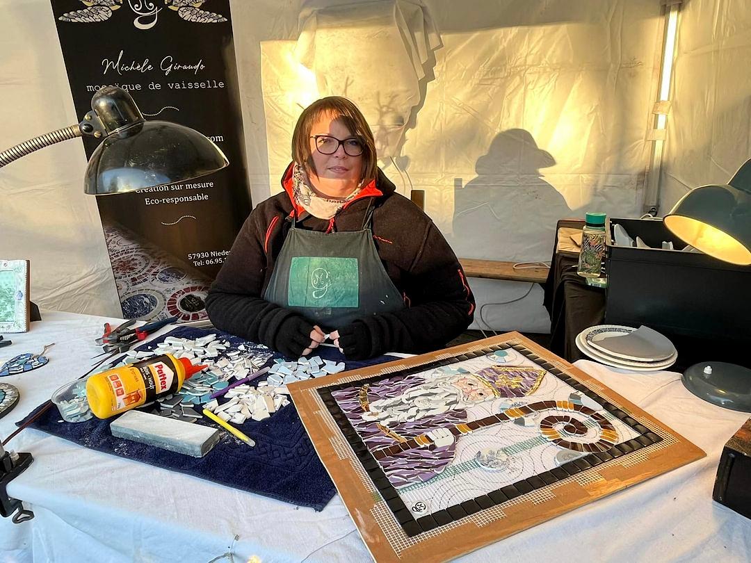 Demonstration mosaique de vaisselle a yutz