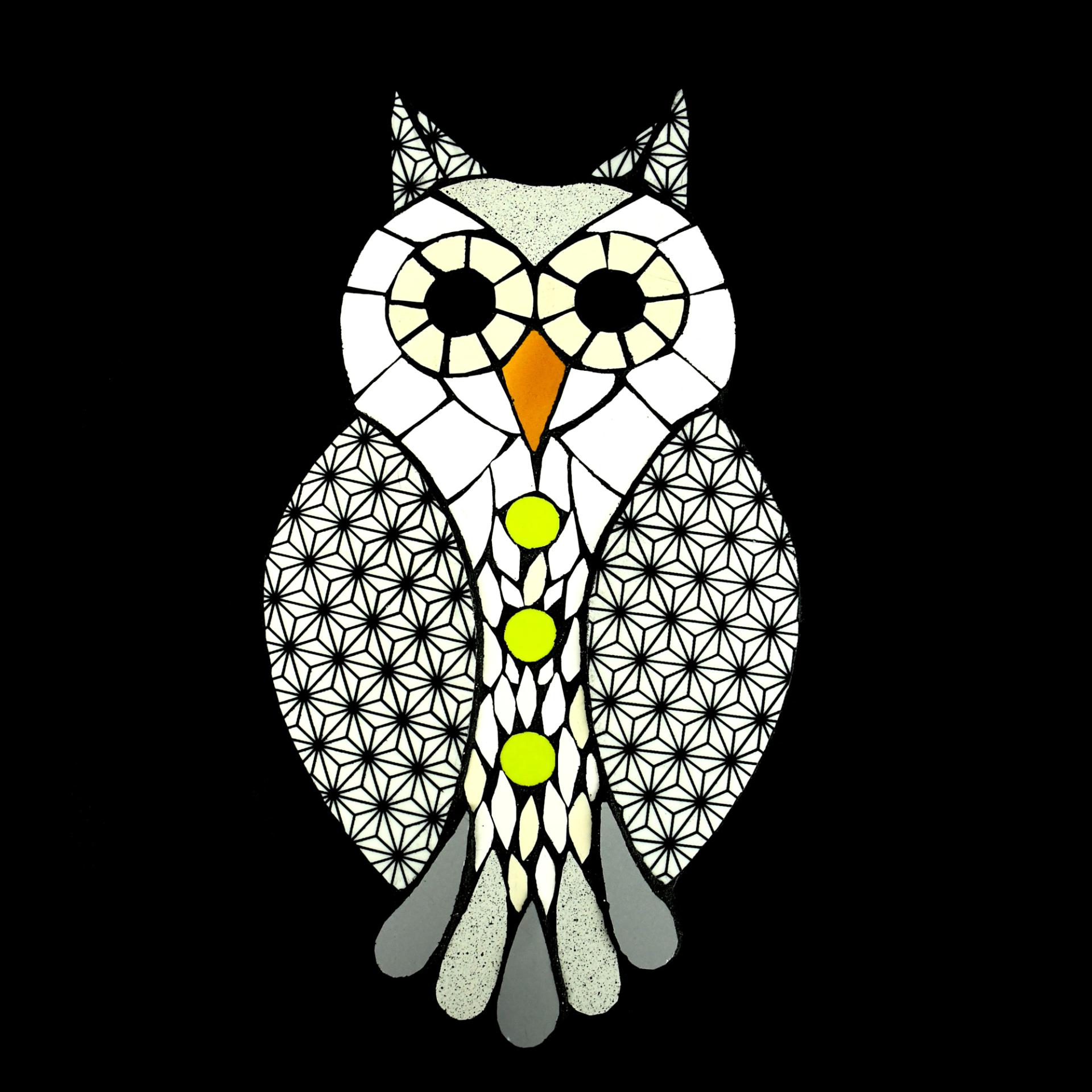 Hibou taille l en mosaique de vaisselle