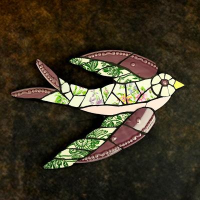 Hirondelle en mosaique de vaisselle par mg 