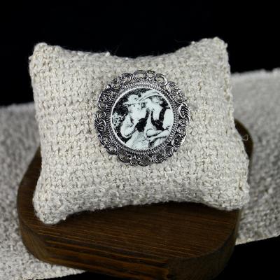 Niderville broche en vaisselle par mg