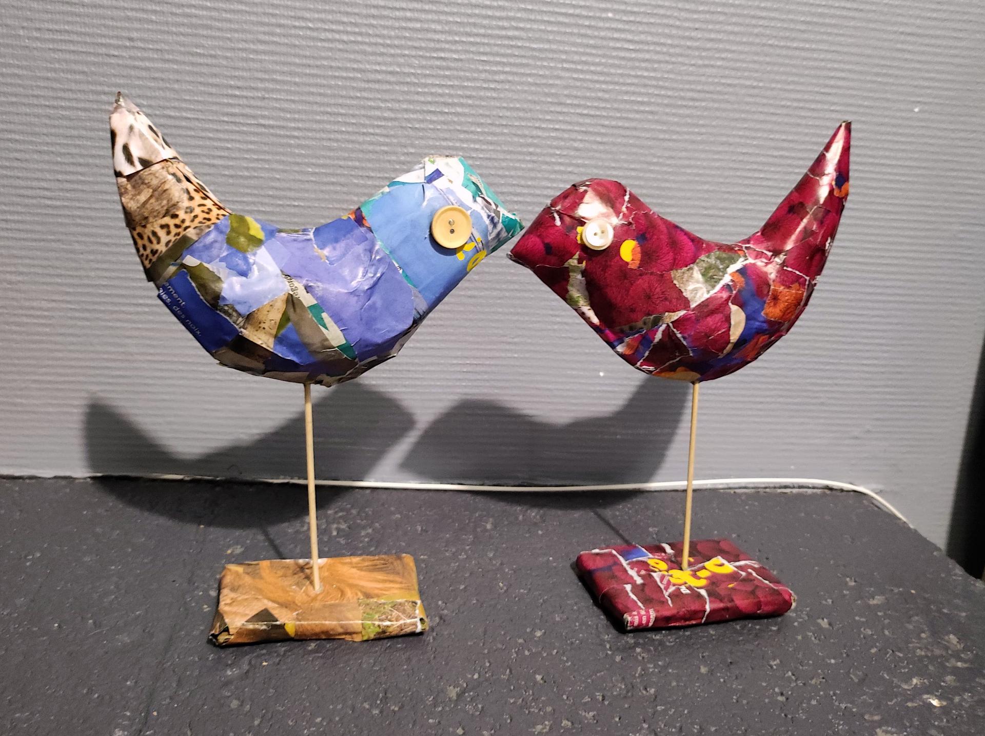 Oiseau en papier mache de paul et jules